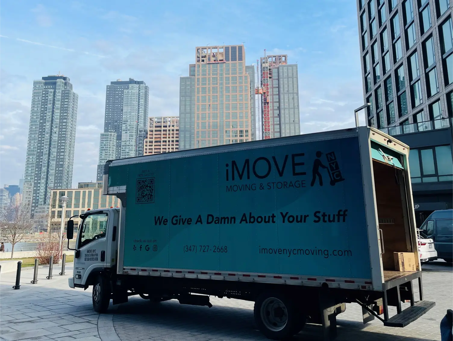 iMOVE NYC Truck During the Office Decluttering Service